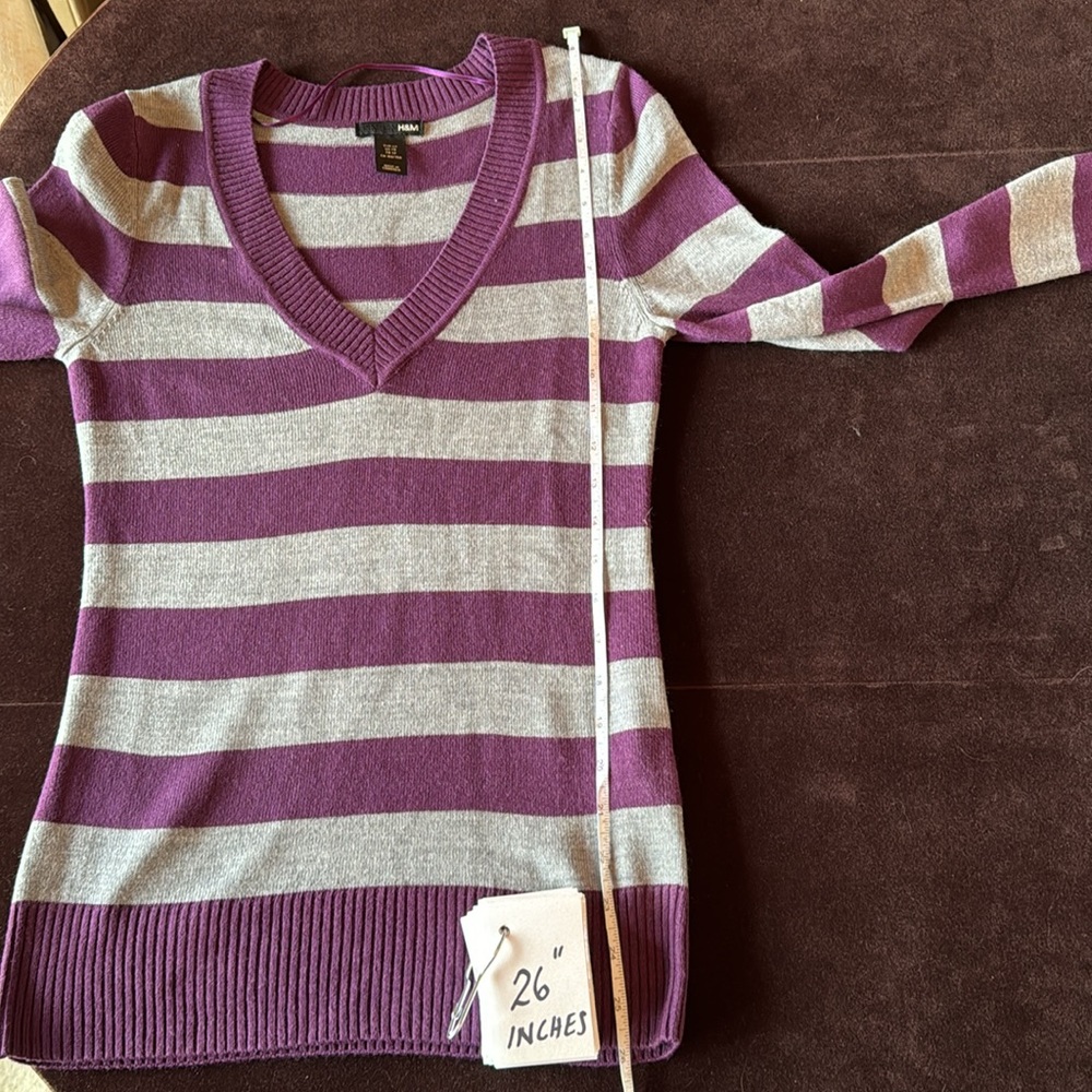 H&M Purple and Gray Striped V-Neck Sweater - Picture 10 of 11